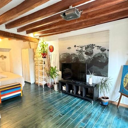 Апартаменты Loft Estilo Cine En El Centro Historico - Casco Antiguo Аликанте Экстерьер фото